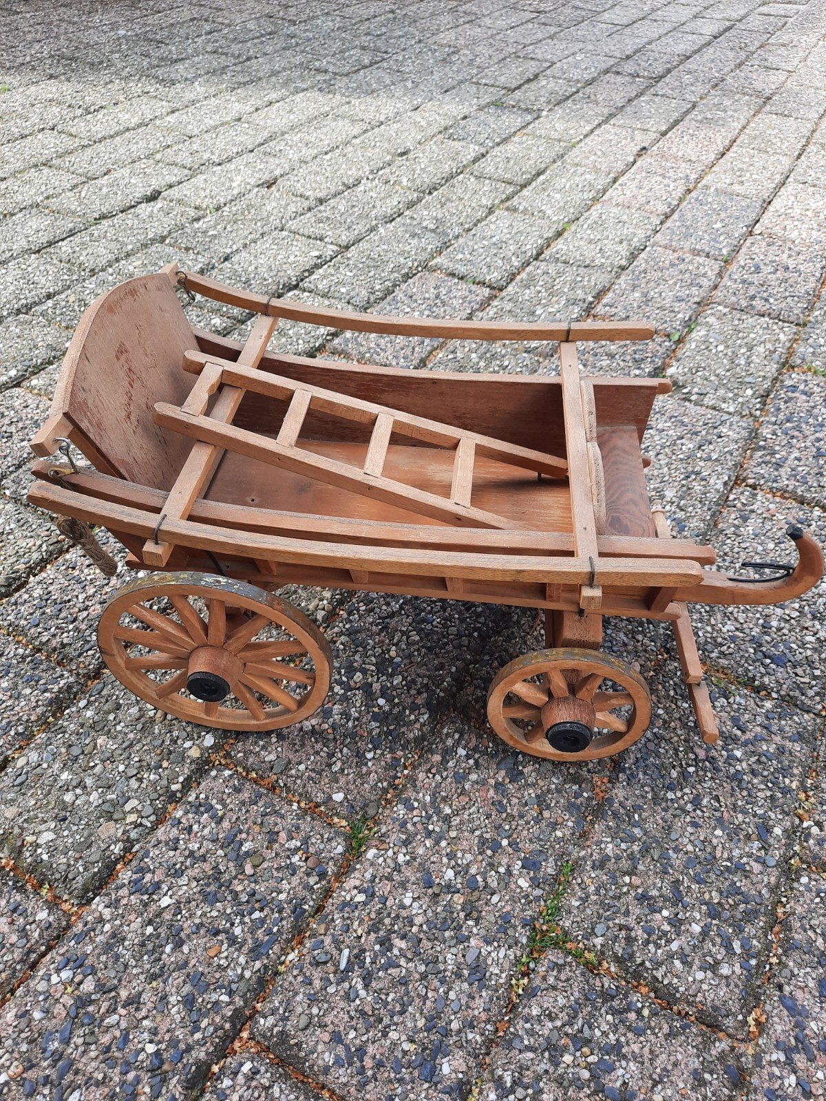 Prachtige handgemaakte houten boerenkar - decoratie, Antiek en Kunst, Ophalen of Verzenden