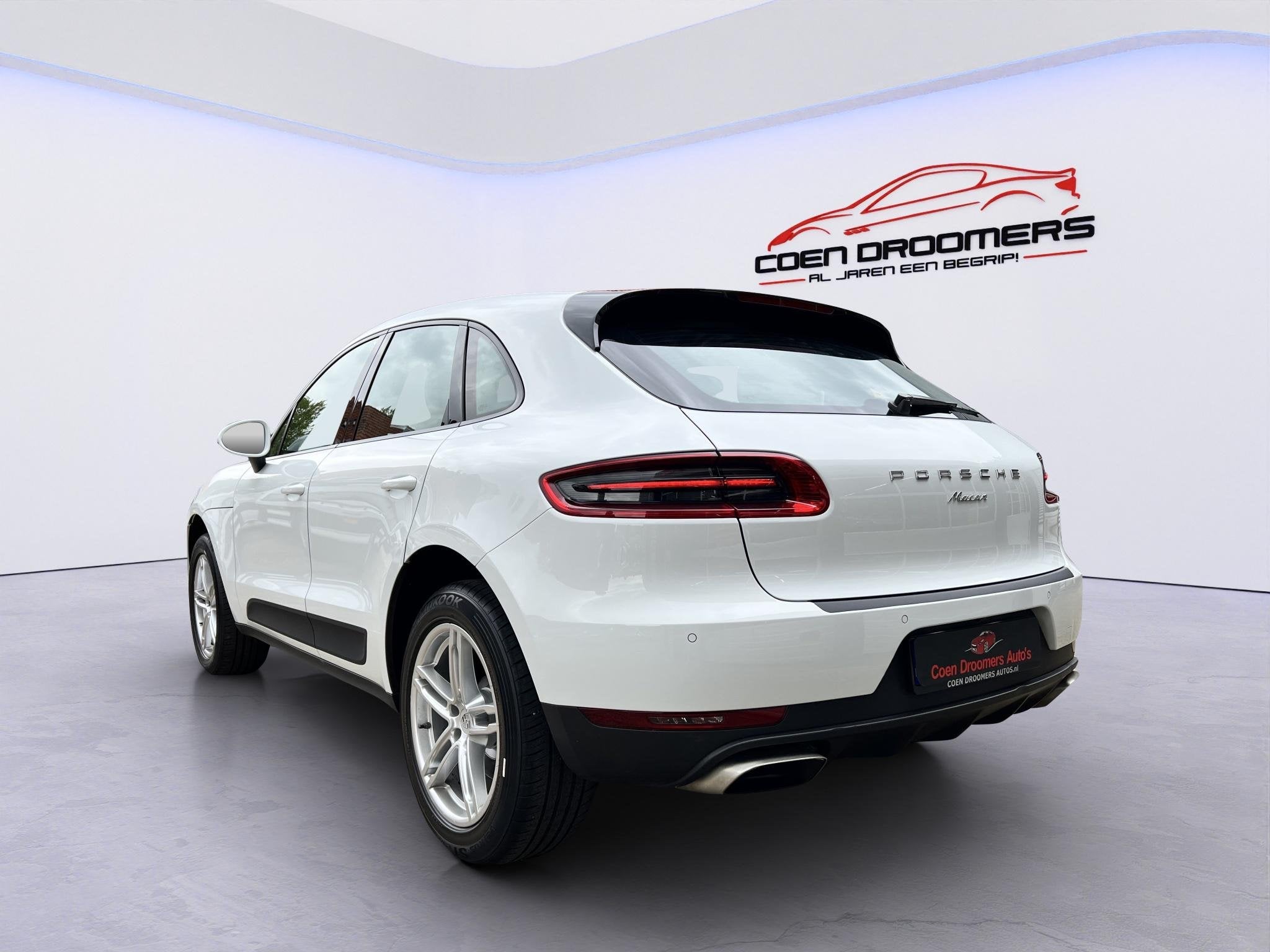 Porsche Macan 2.0 /Keyless/Stoel-Stuur en achterbank verw/Bi, Auto's, Automaat, Gebruikt, 4 cilinders, Wit