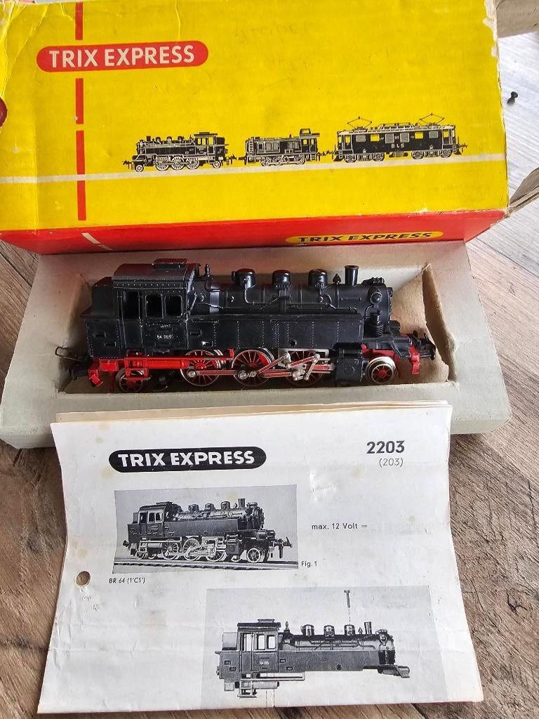 Modeltrein TRIX-EXPRESS 3 railsysteem lokomotief BR-64, Trix, Ophalen of Verzenden, Zo goed als nieuw, Gelijkstroom