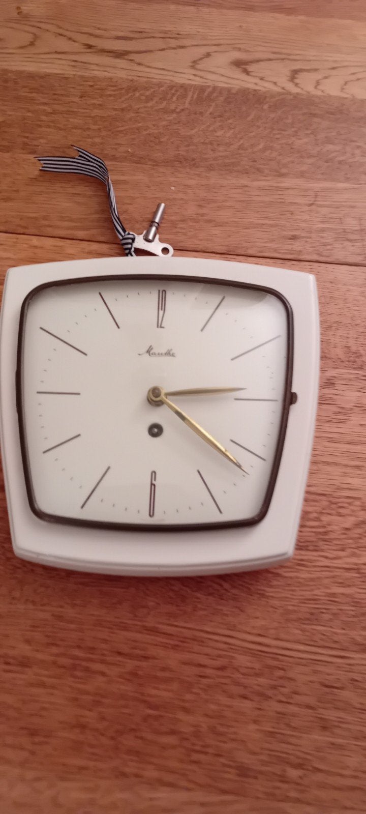 Vintage Retro Mauthe Jaren '60 Crème Keukenklok 21/22cm., Ophalen of Verzenden