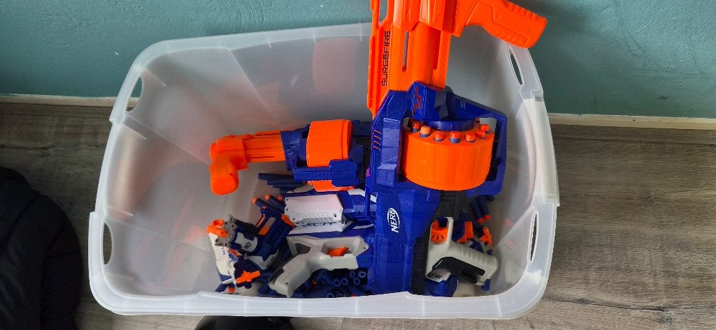 Nerf met toebehoren, Ophalen, Zo goed als nieuw