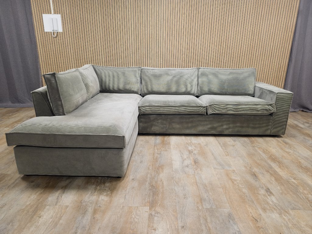 Z.G.A.N Vergrijsd Groene Ribstof Hoekbank van WOOOD, Info@banxtel.nl, Ribstof Hoekbank, Verzenden, Hoekbank