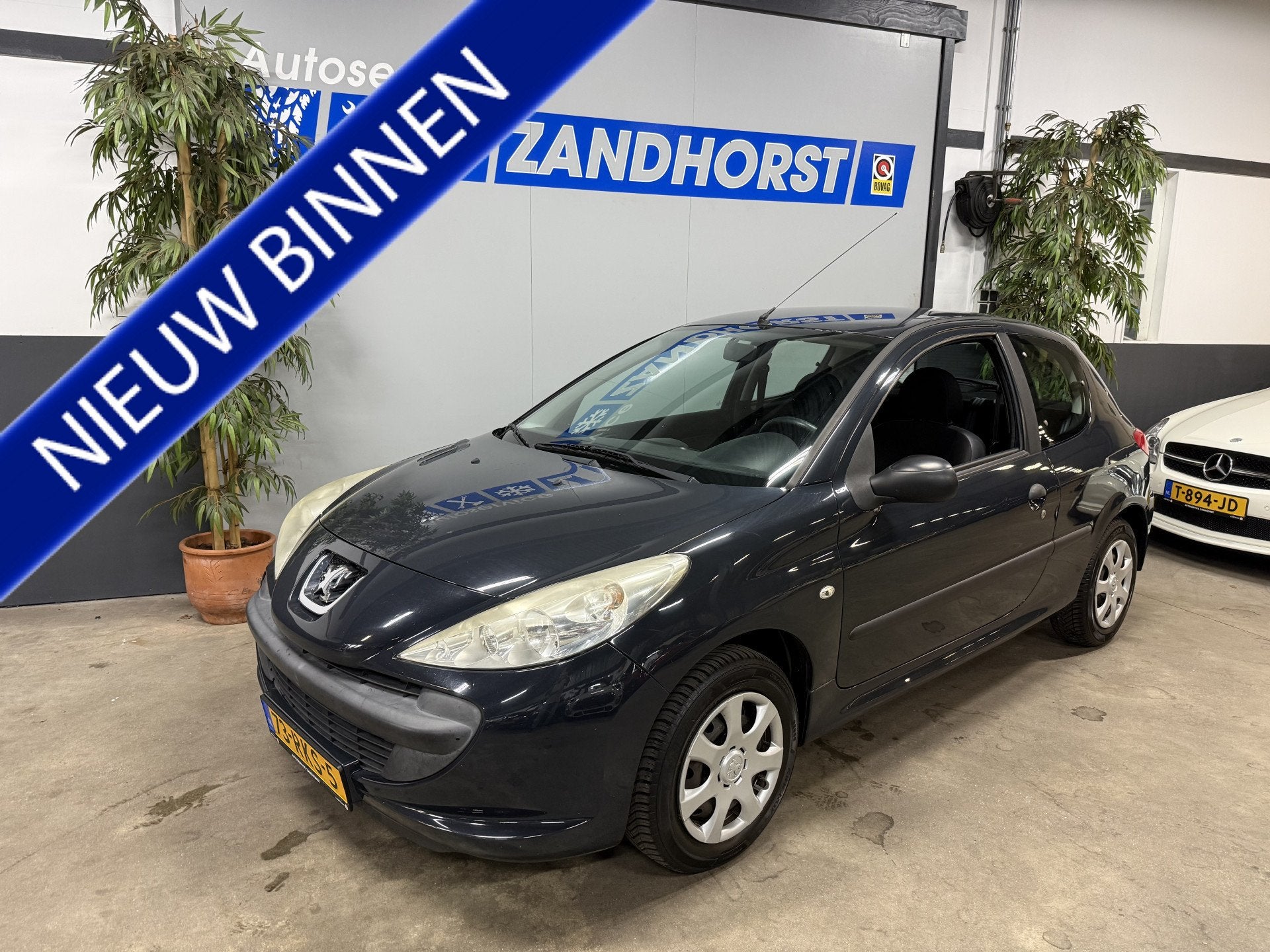 Peugeot 206+ 1.1 XR // APK tot 06-05-2027! (bj 2011), Auto's, Peugeot, Voorwielaandrijving, Gebruikt, 31 €/maand, 4 cilinders