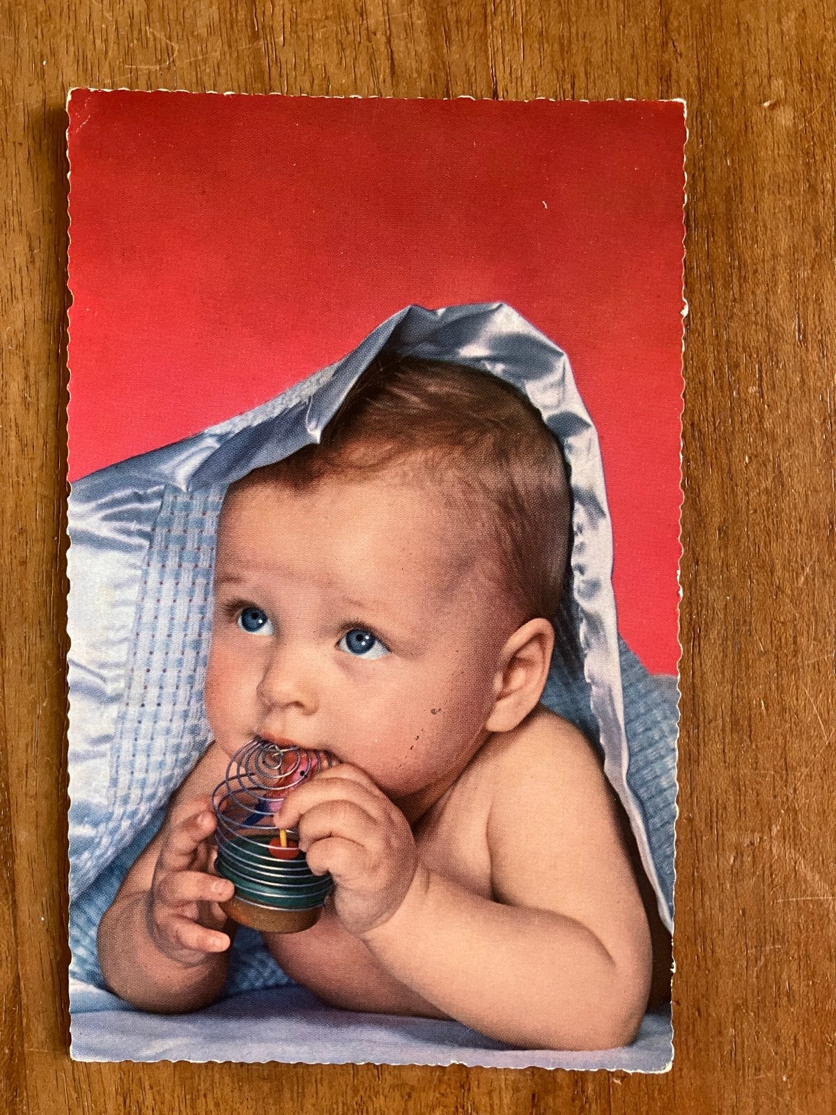 Lief Baby'tje met Speeltje, Verzamelen, Ophalen of Verzenden, 1940 tot 1960, Gelopen, Kinderen