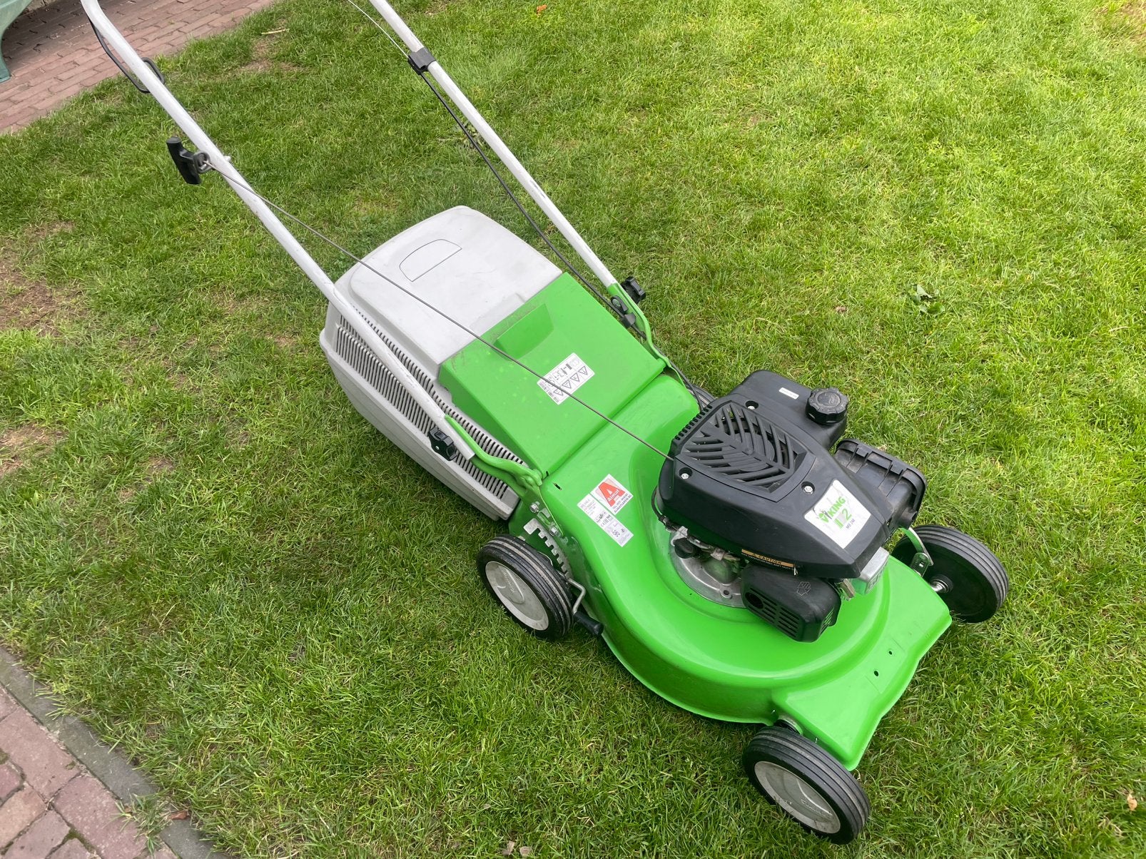 Stihl Viking benzine maaier, Tuin en Terras, Grasmaaiers, Ophalen, Cirkelmaaier, Gebruikt, Opvangbak