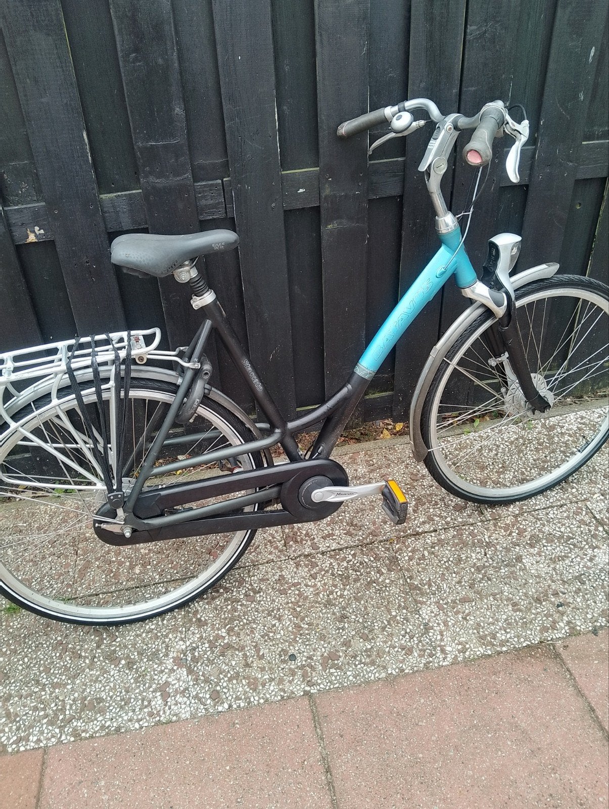 BATAVUS IN UITSTEKENDE STAAT, Ophalen, Zo goed als nieuw, Batavus