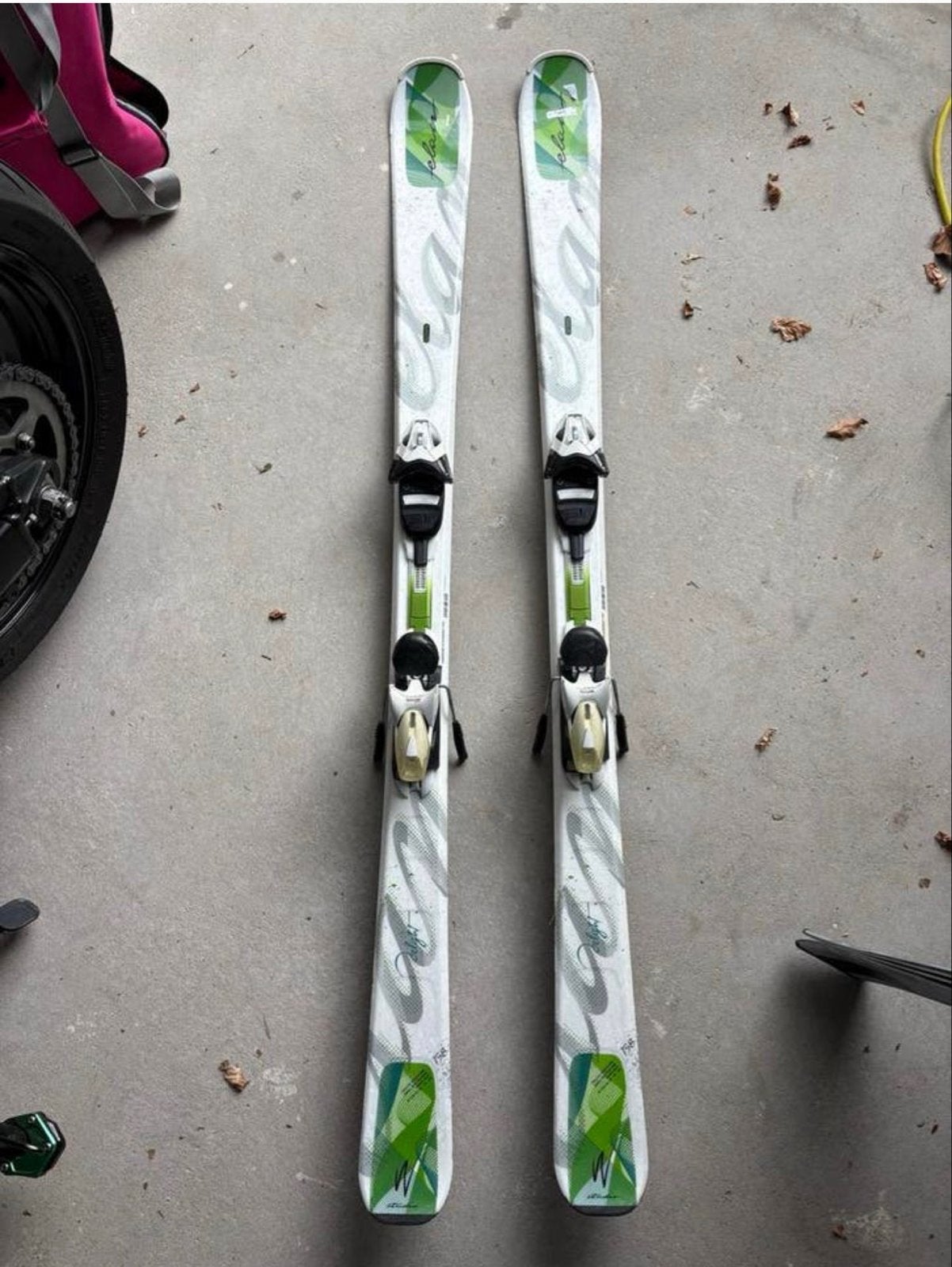 Elan ski's - Gebruikt, maar in goede staat, Overige merken, 140 tot 160 cm, Gebruikt, Ophalen of Verzenden
