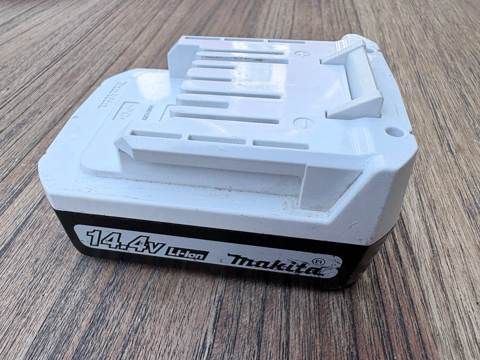 Makita 14.4V Li-ion Accu - Gebruikt, Ophalen, Gebruikt, Overige typen
