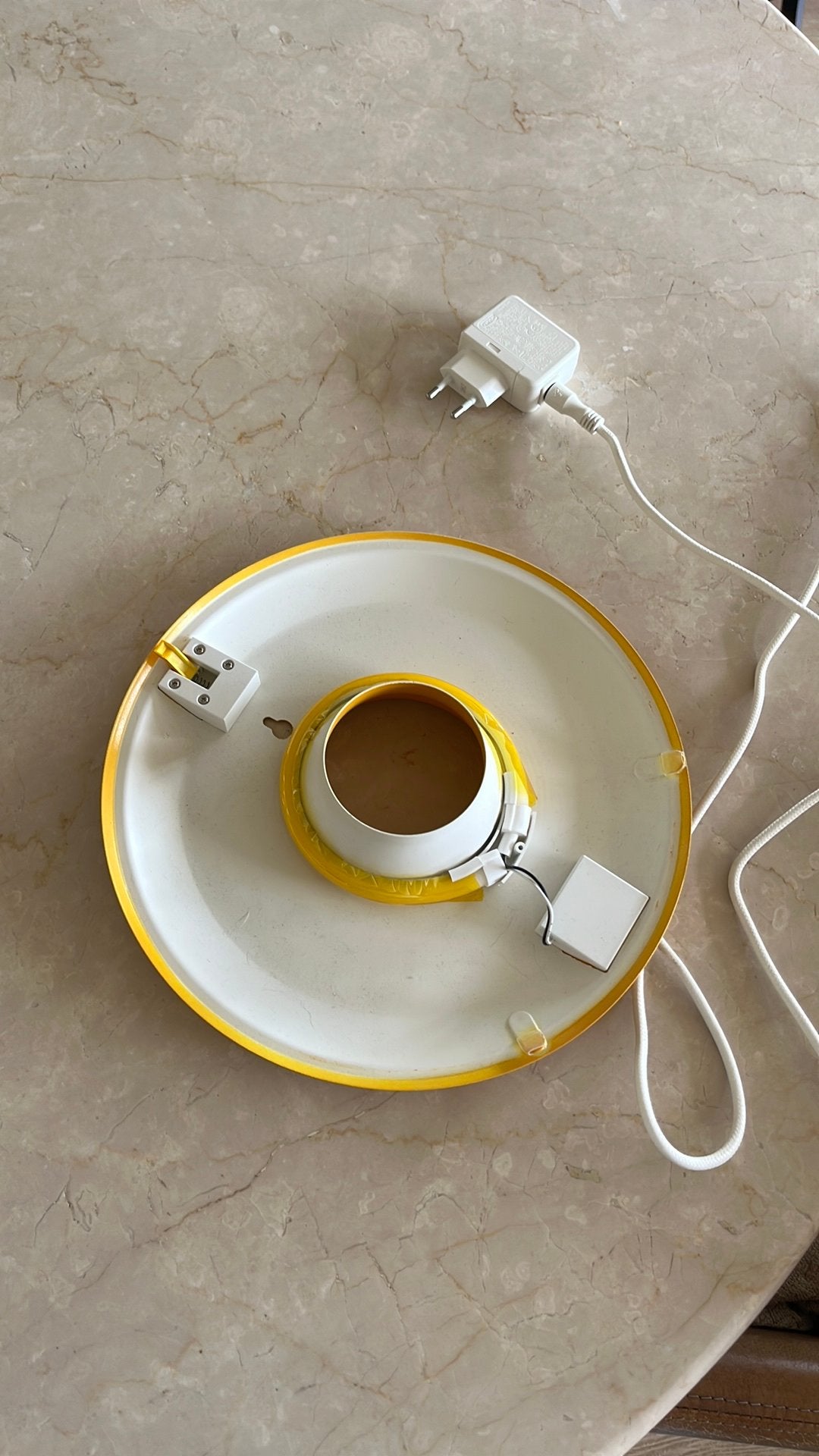 Ikea varmblixt, Ophalen