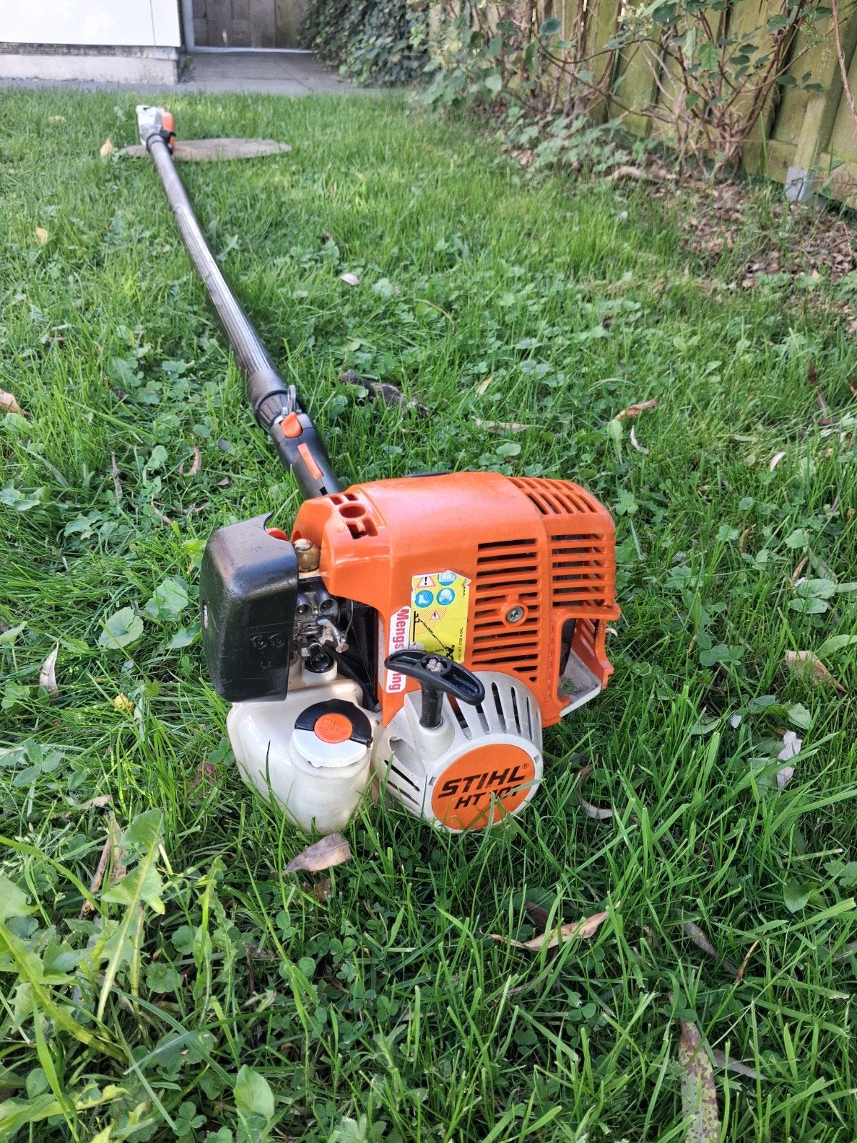 Stihl HT 101 benzine heggenschaar/kettingzaag op steel, Ophalen, Gebruikt, Benzine, Stihl