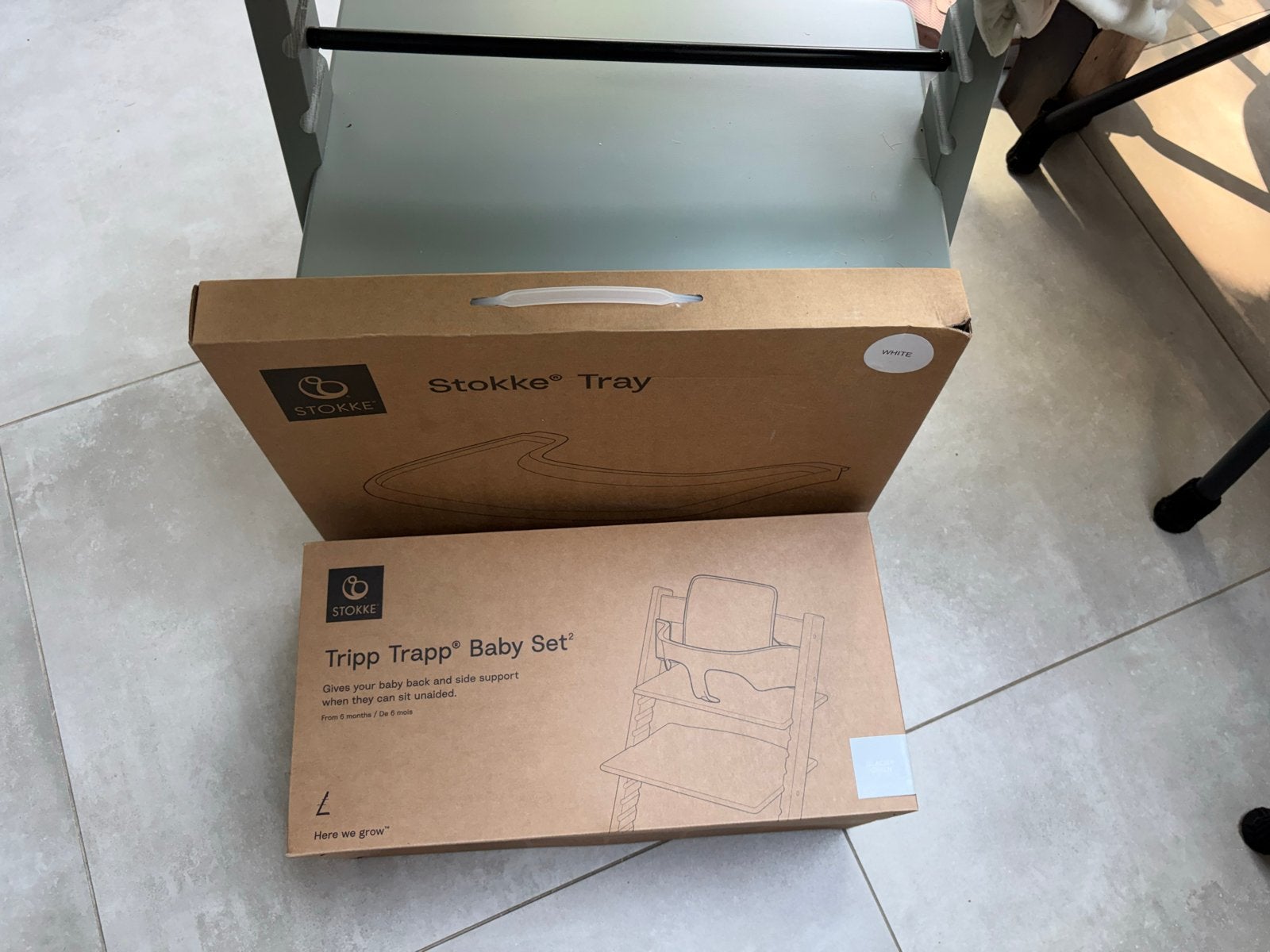 Nieuwe Stokke Tripp Trapp Baby Set Glacier Green +Tray White, Kinderen en Baby's, Kinderstoelen, Ophalen, Nieuw, Meegroeistoel