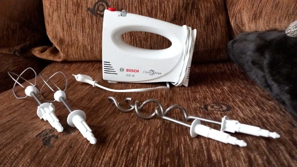 handmixer BOSCH, Minder dan 1 liter, Ophalen of Verzenden, Gebruikt, 3 snelheden of meer