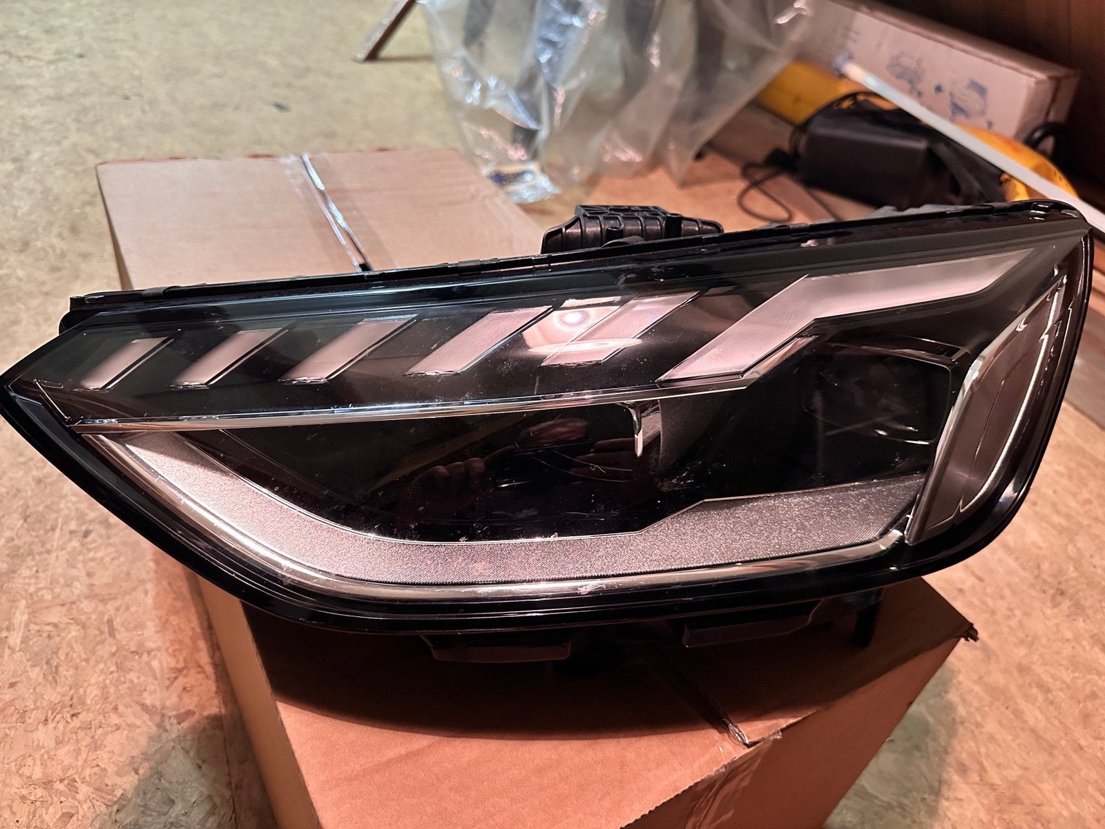 Audi A4 B9 Facelift koplamp 8W0941033D 2019-2024, Ophalen of Verzenden, Audi
