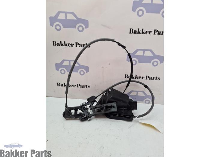 Deurslot Mechaniek 4Deurs rechts-achter van een Ford B-Max, Gebruikt, -, -, Ophalen of Verzenden