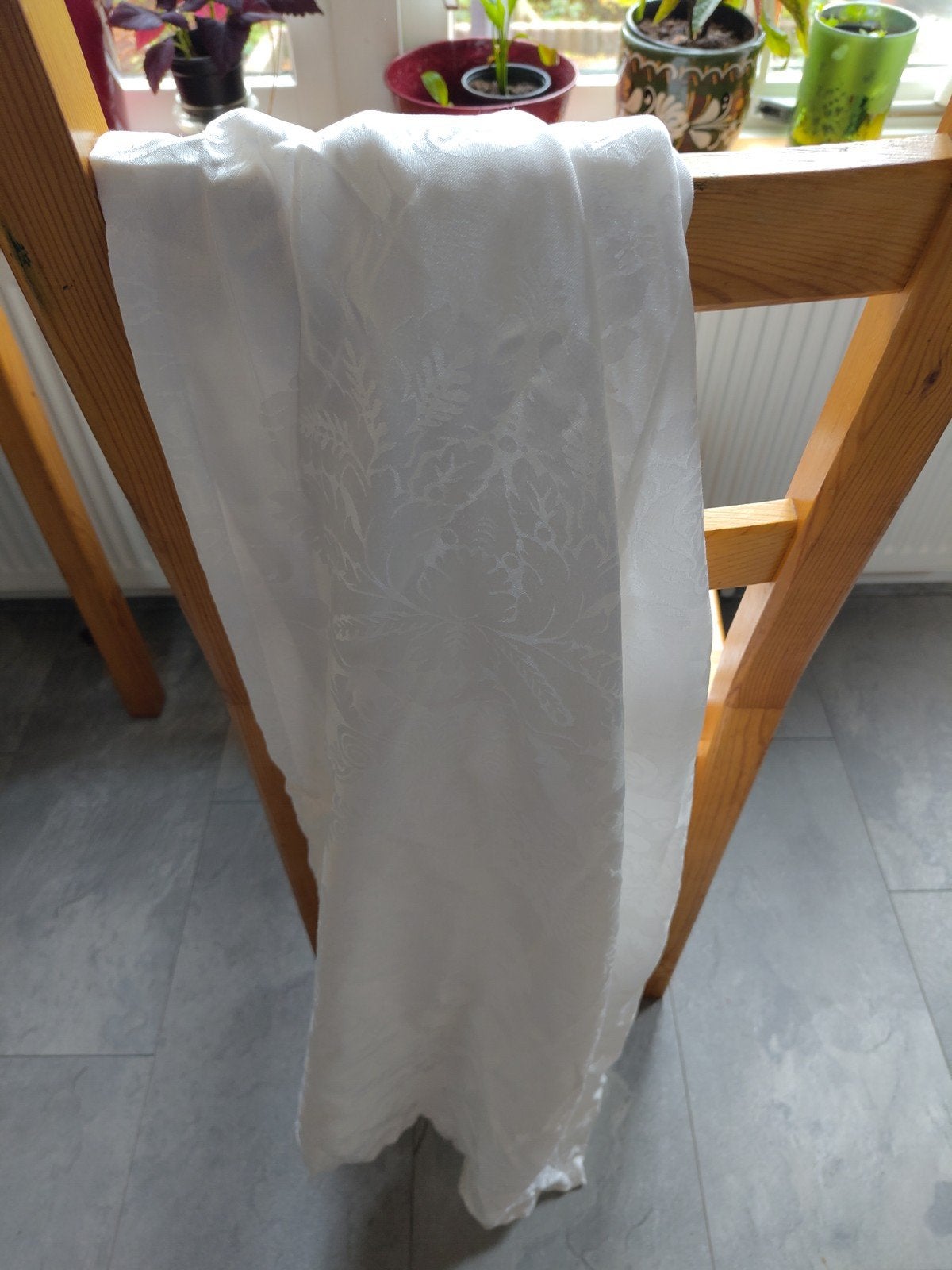 Deurgordijn gordijn wit satijn met print en lussen - OPHALEN, Ophalen, Gebruikt, 180 cm, 150 cm