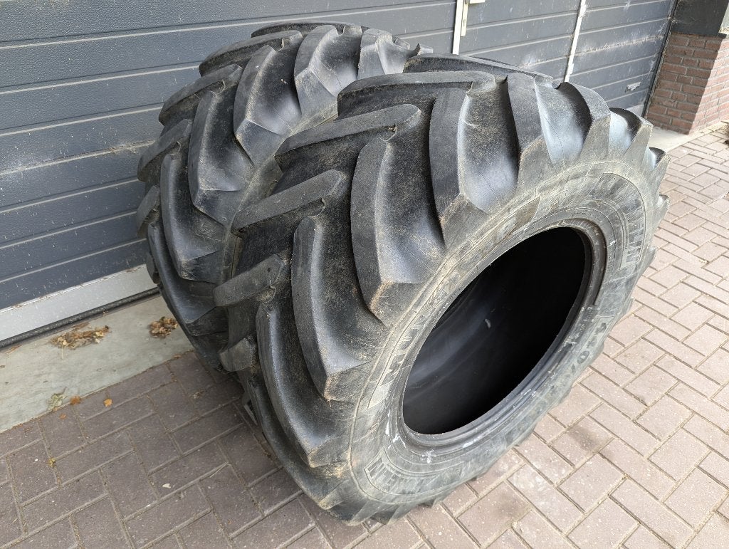 Michelin Multibib 440/65R24 banden, Ophalen, Gebruikt