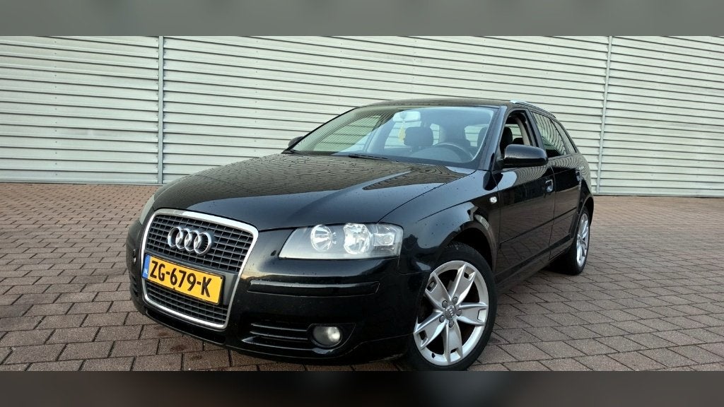 Audi A3 Sportback 1.6 Nieuwe Koppeling | Navi | Cruise |, Auto's, Voorwielaandrijving, Euro 5, 15 km/l, Zwart