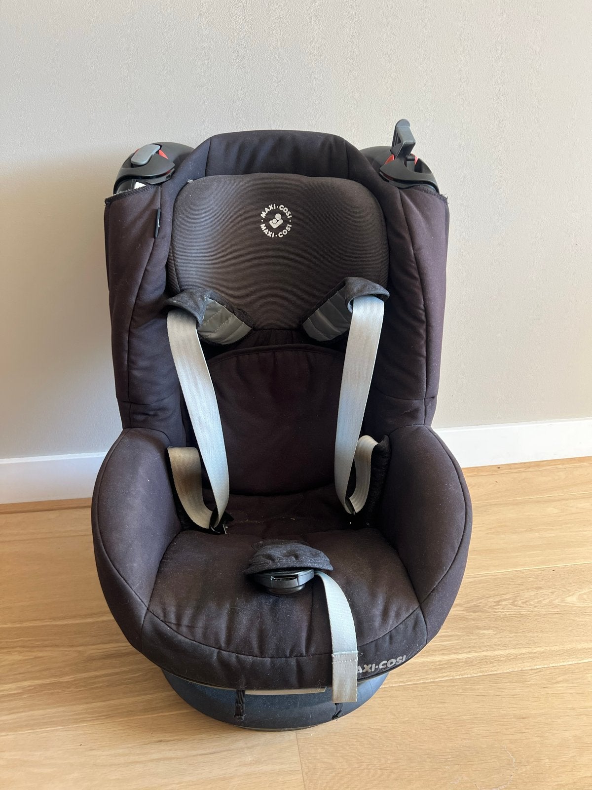 Maxi-Cosi Tobi zwart te koop, Ophalen, 9 t/m 18 kg, Zijbescherming, Maxi-Cosi