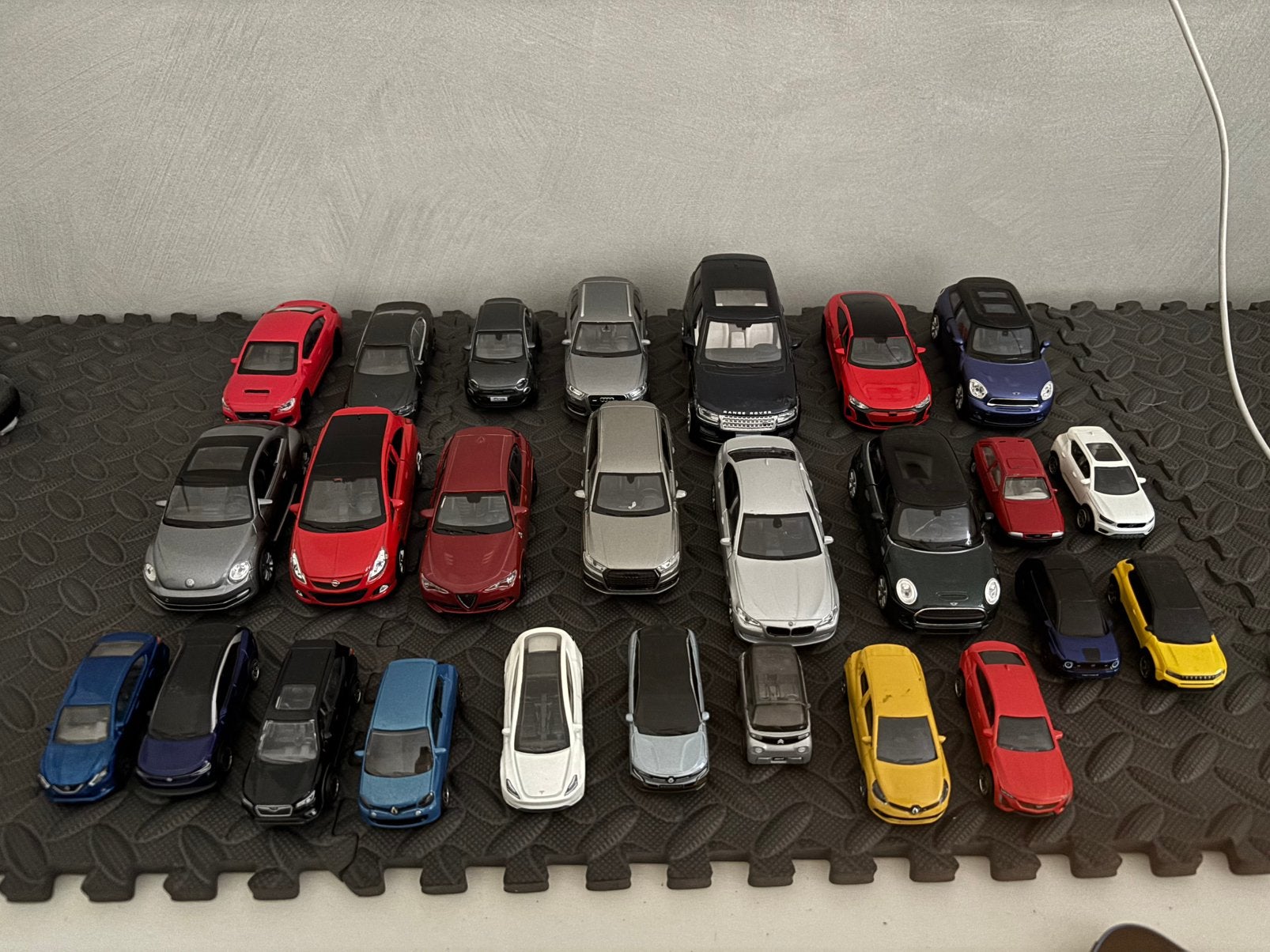 Partij speelgoed auto’s/schaalmodellen 1/43 1/36 1/64, Ophalen of Verzenden, Zo goed als nieuw, Handmatig, Overige merken