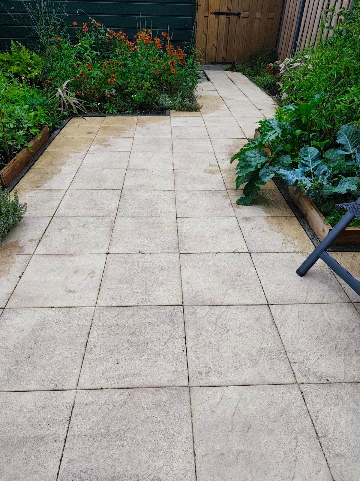 Terrastegels 40x40 cm. 3.2m2 - Blush, beige, hints van geel, Tuin en Terras, Tegels en Klinkers, Ophalen, Gebruikt, Beton, Terrastegels
