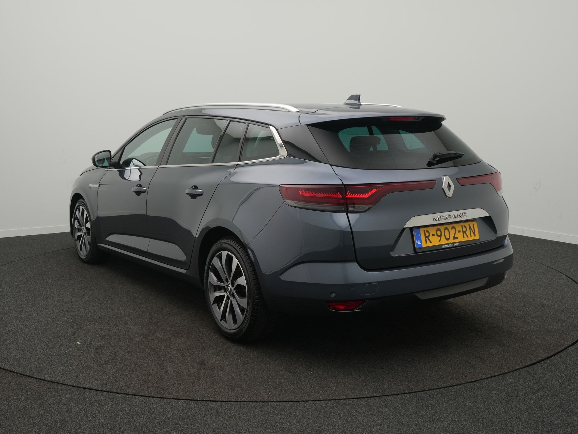 Renault Mégane Estate TCe 140 Techno - Occasion Lease vanaf, Voorwielaandrijving, 12 maanden, Gebruikt, 4 cilinders