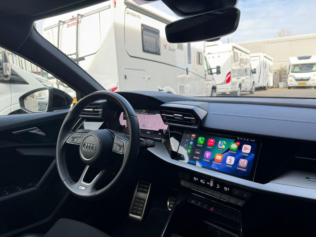 Audi A3 Limousine 35 TFSI S-LINE 2X, APPLE CARPLAY, VIRTUAL, 4 cilinders, 150 pk, Zwart, Bedrijf