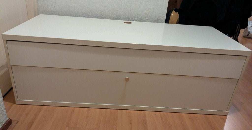 IKEA Benno TV-meubel / TV-bank – Wit (144,5 x 60 cm), Ophalen, Overige materialen, Gebruikt, 100 tot 150 cm