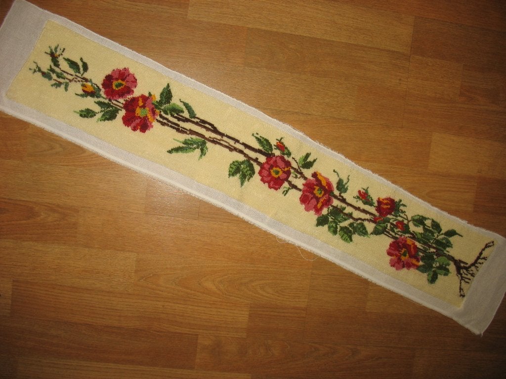Geborduurd Klaproos Rood /Roze *Zolderopruiming Vintage, Hobby en Vrije tijd, Ophalen of Verzenden, Zo goed als nieuw, Handborduren