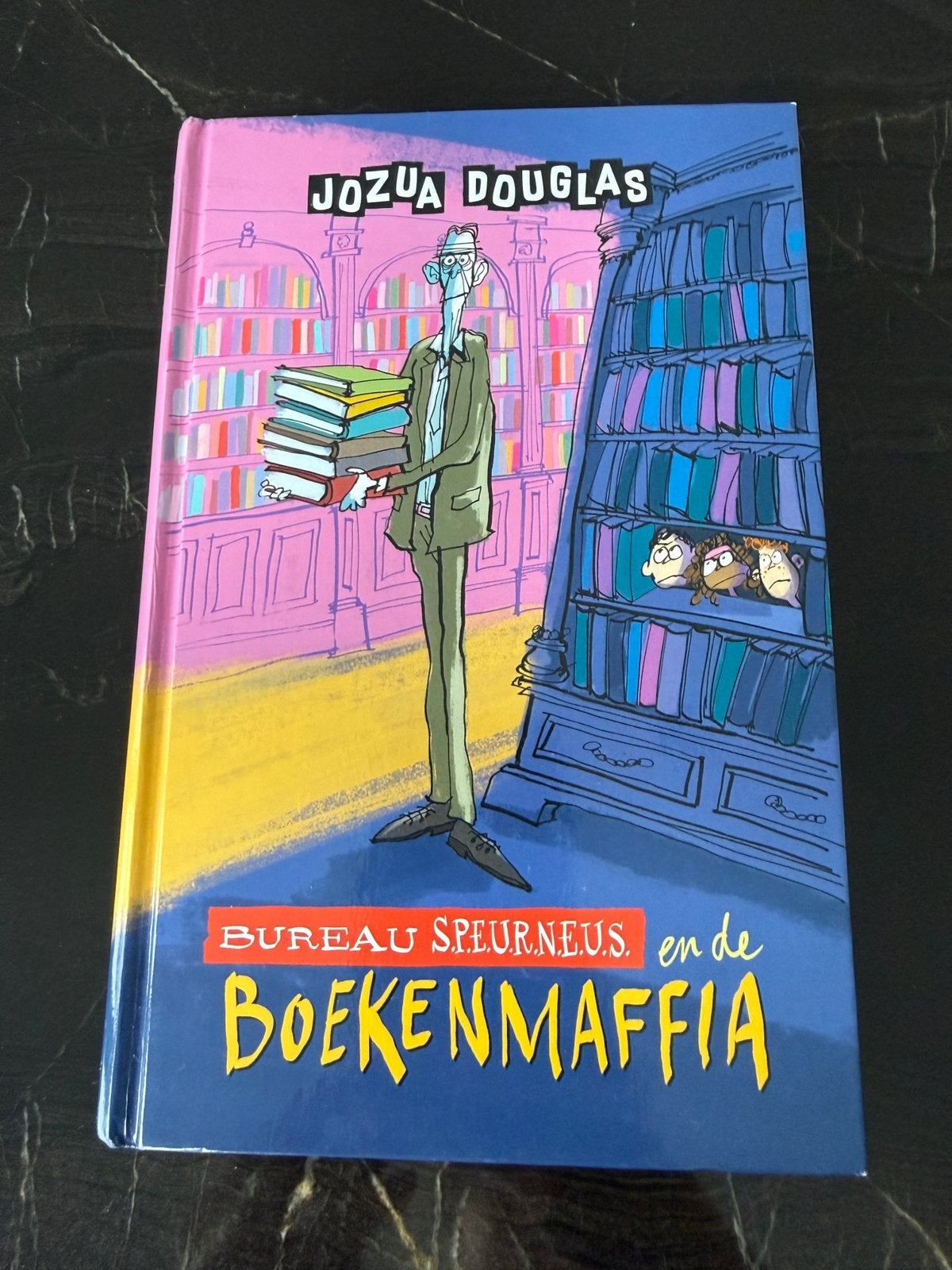 Jozua Douglas Bureau speurneus en de boekenmaffia, Ophalen of Verzenden, Zo goed als nieuw