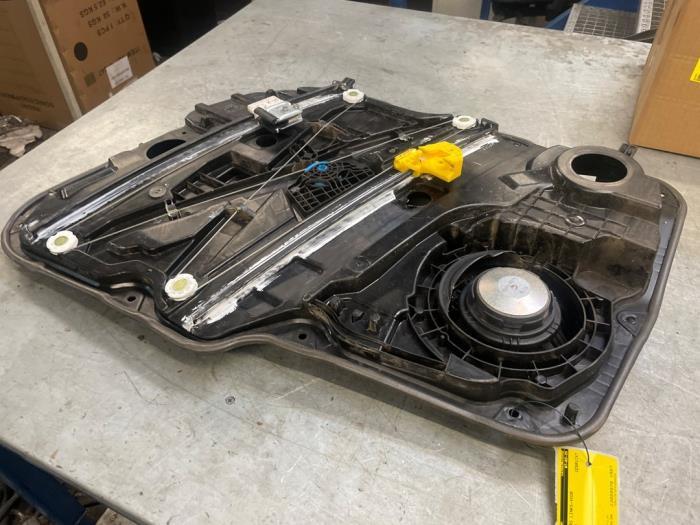 Ruitmechaniek 4Deurs links-voor van een Hyundai Nexo, Gebruikt, -, -, Ophalen of Verzenden