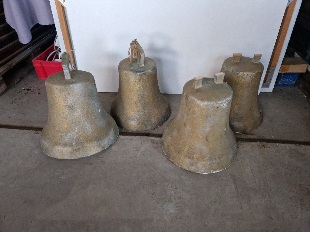4 stuks kerstklokken €5 per stuk, Diversen, Kerst, Gebruikt, Ophalen of Verzenden