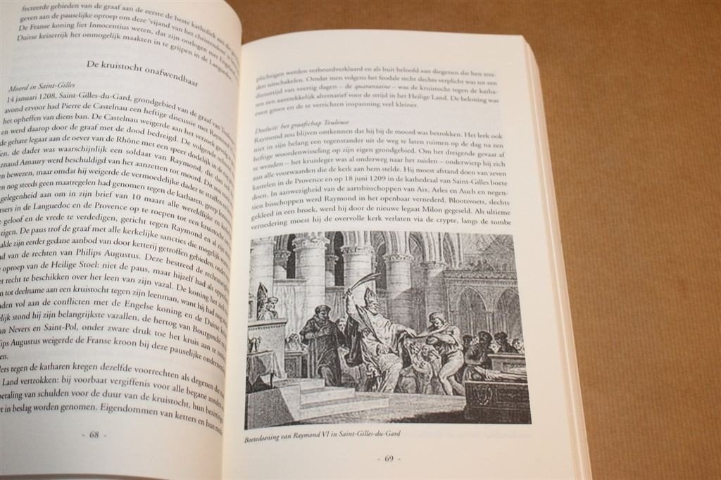 Het Land der Katharen — Historische Reisgids Zuid-Frankrijk, Ophalen of Verzenden, Gelezen, Europa