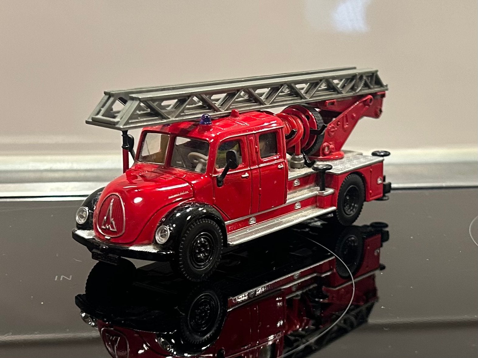 Siku Magirus Brandweer Ladderwagen 1:55, Verzenden, Zo goed als nieuw, Bus of Vrachtwagen