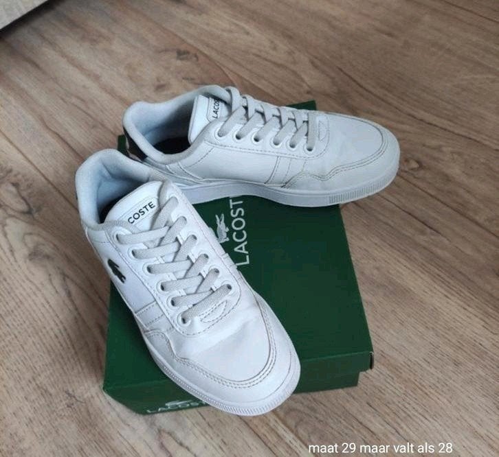 Lacoste jongen schoenen mt 28 in zeer goede staat, Schoenen, Ophalen of Verzenden, Zo goed als nieuw, Lacoste