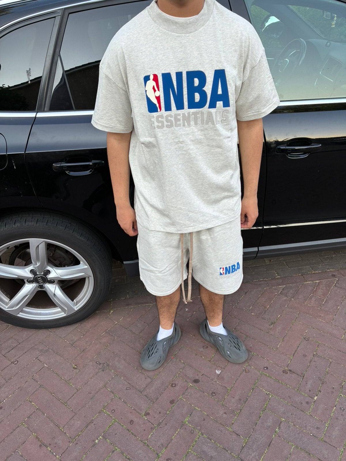 Essentials, Ophalen of Verzenden, Zo goed als nieuw, Zwart