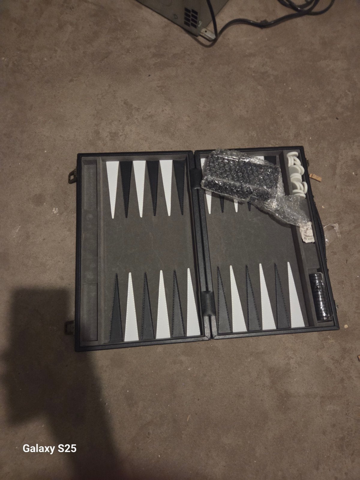 Backgammon spel in nette staat, Een of twee spelers, Ophalen of Verzenden, Gebruikt, Reisspel