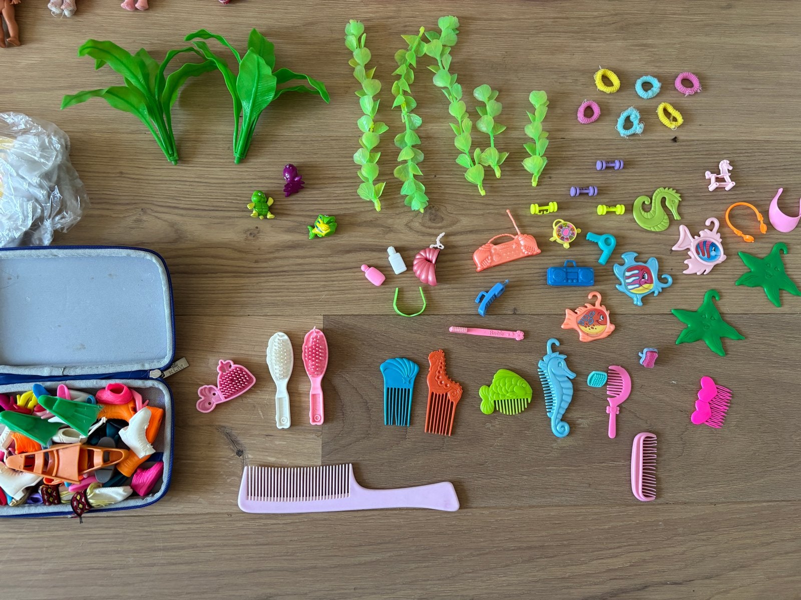 vintage grote collectie Barbie poppen en accessoires, Ophalen of Verzenden, Gebruikt, Pop