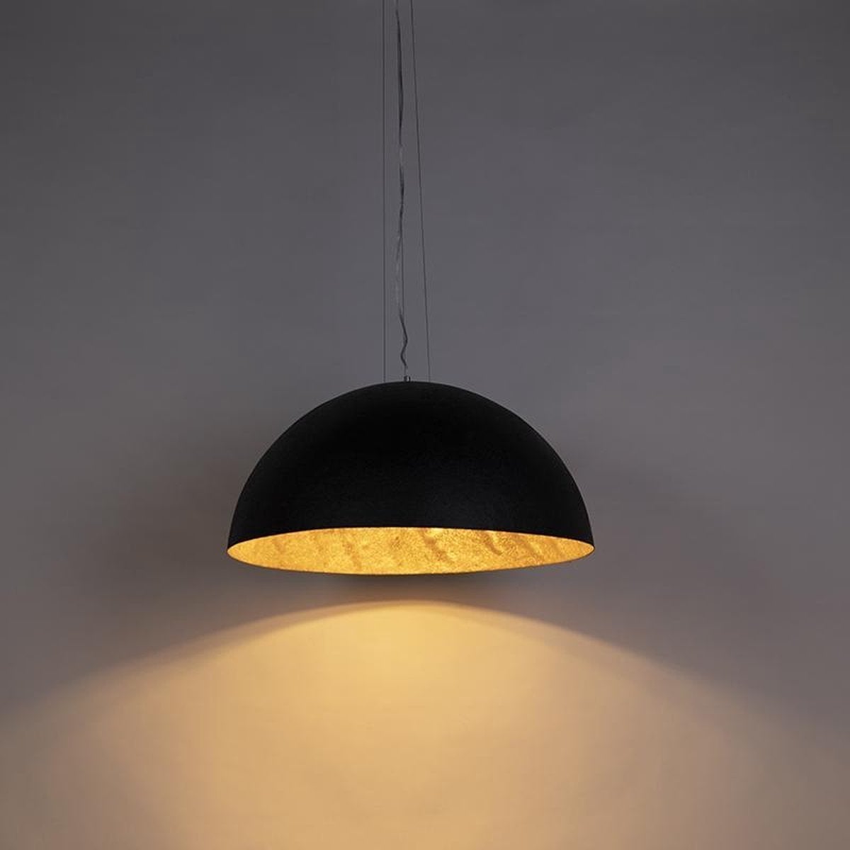 Moderne Zwarte Hanglamp met Gouden Binnenkant, Huis en Inrichting, Ophalen, Zo goed als nieuw, Metaal, E14 (klein)