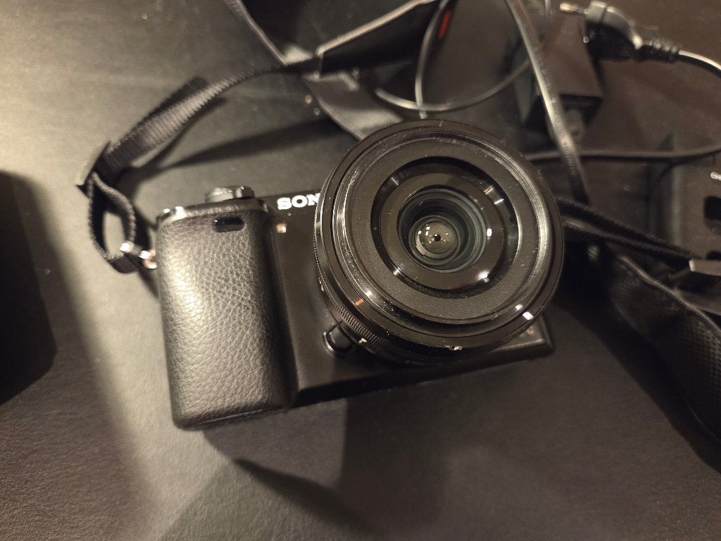 Foto 5 van Sony A6000 zeer lage shuttercount!