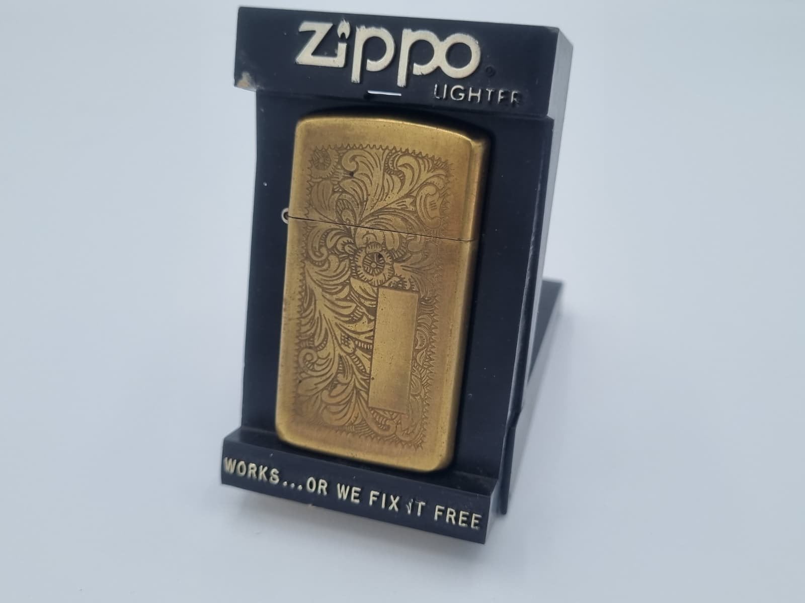 Zippo Venetian Brass Slim 2005 Aansteker, Verzenden, Gebruikt, Aansteker