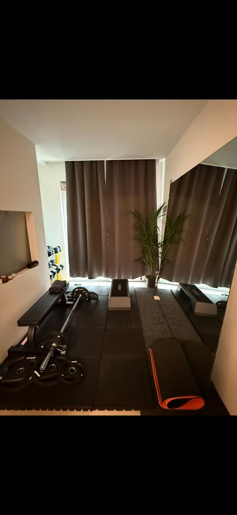 Complete Home Gym Set: Halters, Gewichten, Bankje, Vloer, Sport en Fitness, Ophalen, Zo goed als nieuw, Armen, Overige typen