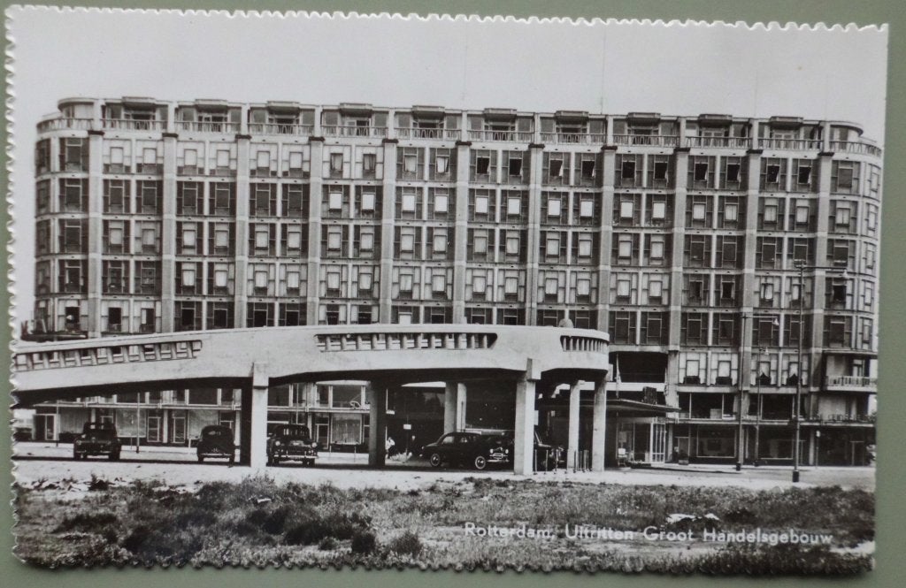 Rotterdam - Groothandelsgebouw uitrit - oude autos, Ophalen of Verzenden, 1940 tot 1960, Ongelopen, Zuid-Holland