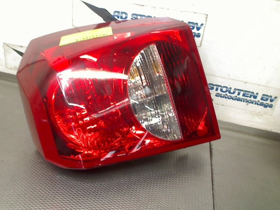 Achterlicht Rechts Dodge Caliber (2006-06/2009-12) 320078B, Auto-onderdelen, Verlichting, Webaccessibility@stellantis.com, Gebruikt