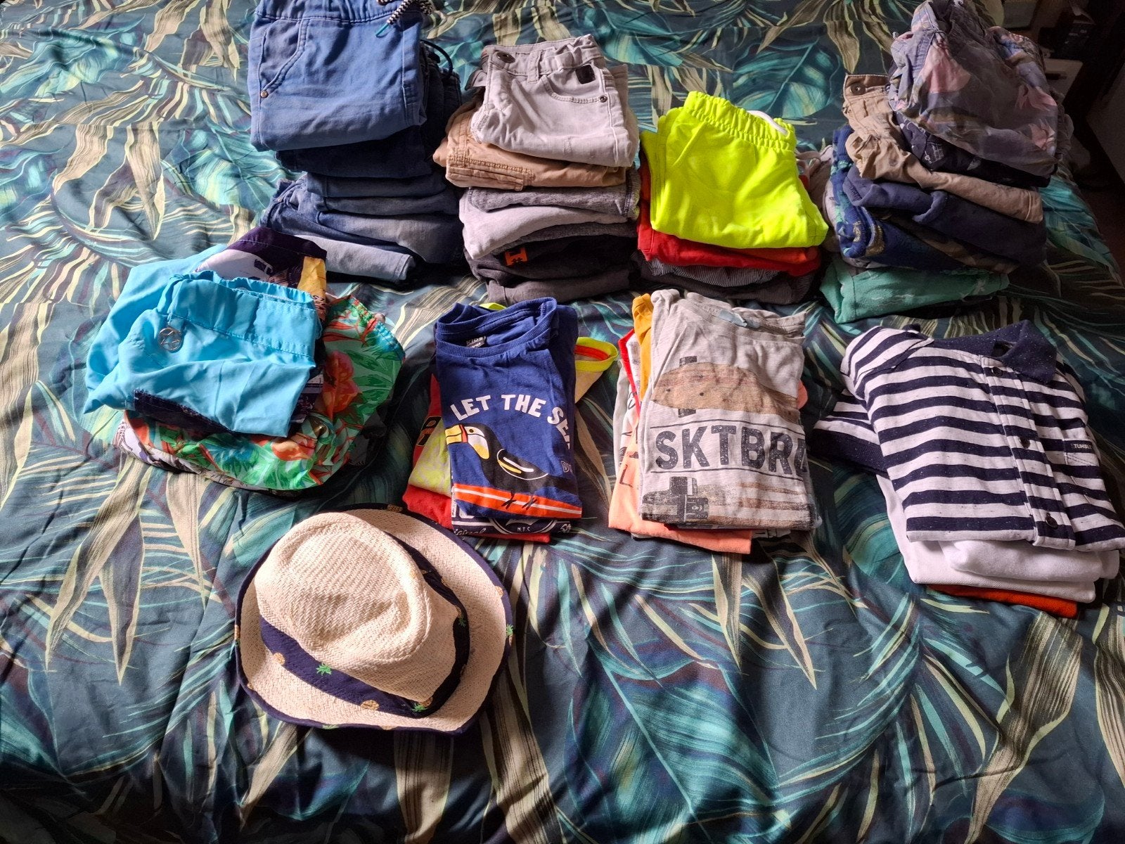 Grote partij zomerkleding jongens maat 122/128 (50 stuks), Ophalen, Maat 128