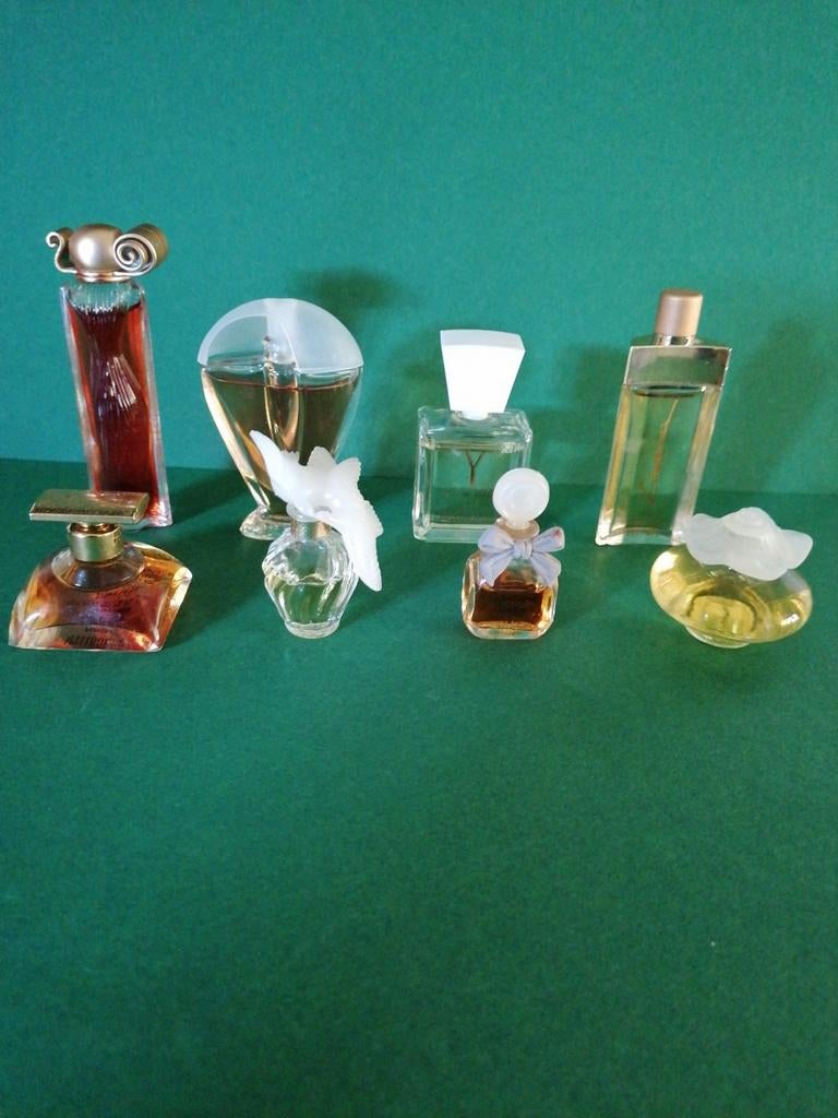 8 mini parfums van bekende merken, Ophalen, Gebruikt