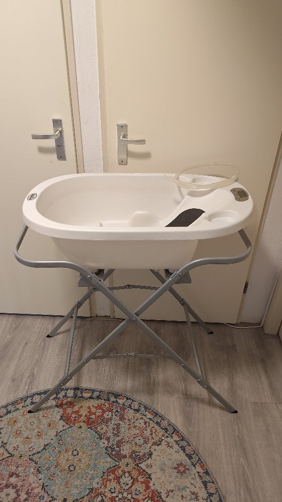 Digitub baby badje met standaard, Gebruikt, Badje, Standaard, Ophalen