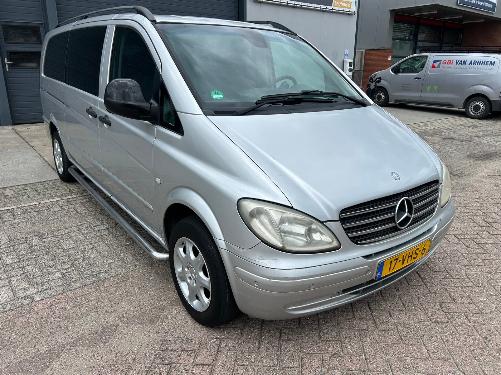 Mercedes-Benz Vito 2.1 CDI 111 DC 2007 343 Extra Lang, Auto's, Achterwielaandrijving, Zwart, 4 cilinders, Bedrijf