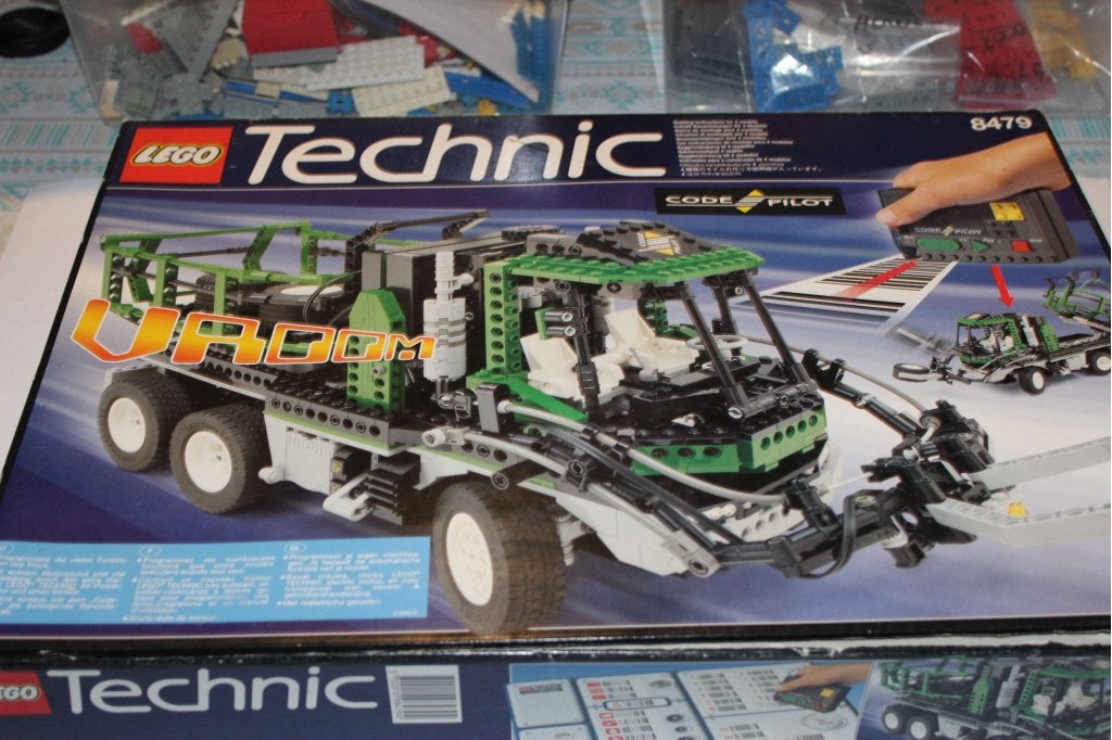 LEGO 8479-1 barcode multi set compleet met doos 8479, Kinderen en Baby's, Speelgoed | Duplo en Lego, 1 Aastvej, Billund, South Denmark 7190