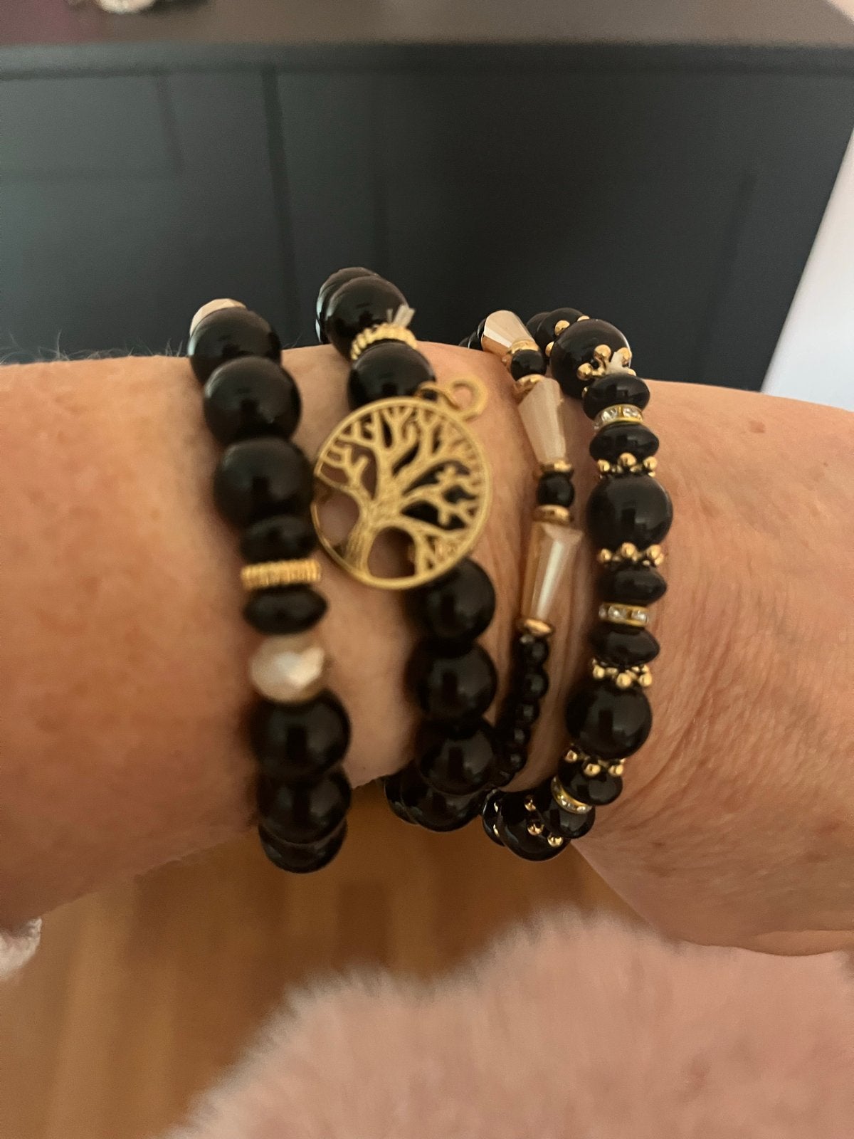 Zwarte kralenarmbanden met levensboom bedel, Overige materialen, Zwart, Nieuw, Ophalen of Verzenden