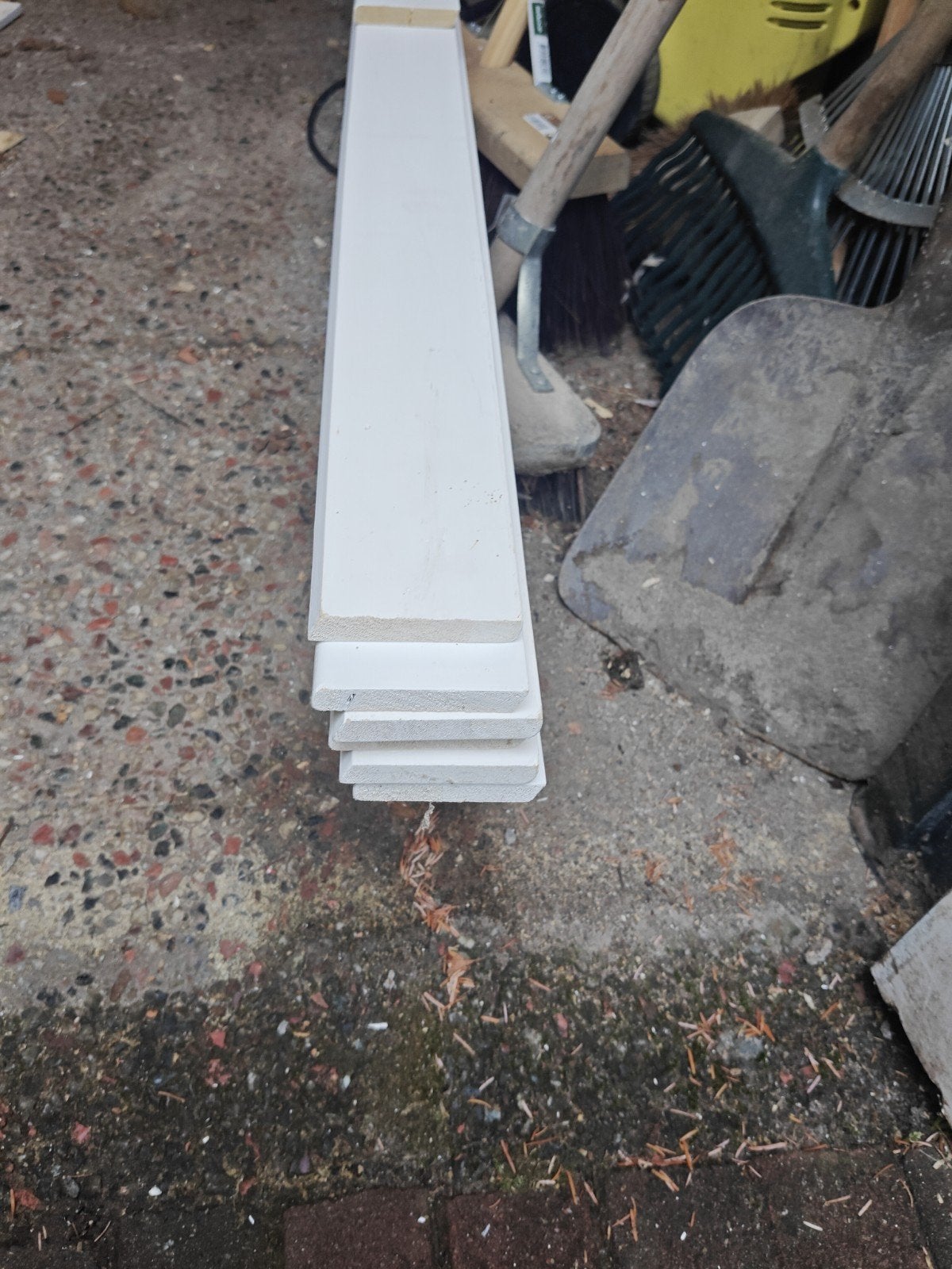 Hardhouten plinten 70x12 mm - 6x 4,2m + 1x 3,4m, Doe-het-zelf en Verbouw, Plinten en Afwerking, Ophalen